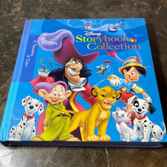 New Disney Storybook Collection:A treasury of Tales. 10 fully animated stories. - Picture 3 of 16